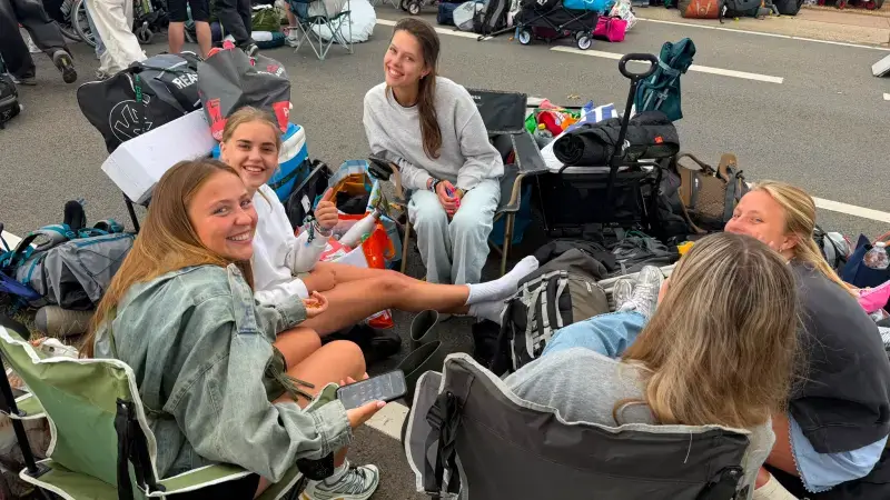 Hoofdafbeelding voor artikel LIVEBLOG - De camping is open!