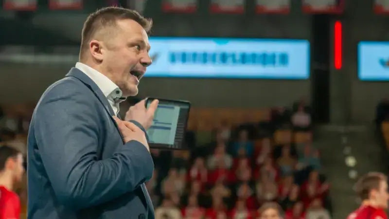 Hoofdafbeelding voor artikel Succescoach Pawel Woicki verlaat…