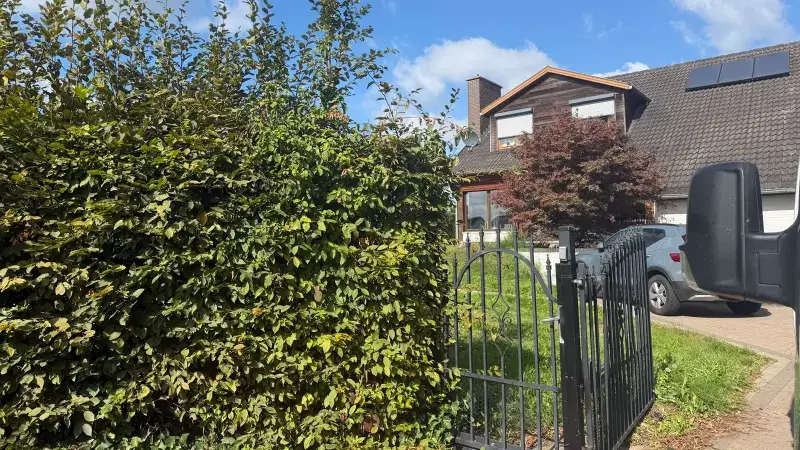 Hoofdafbeelding voor artikel Speciale eenheden vallen woning…