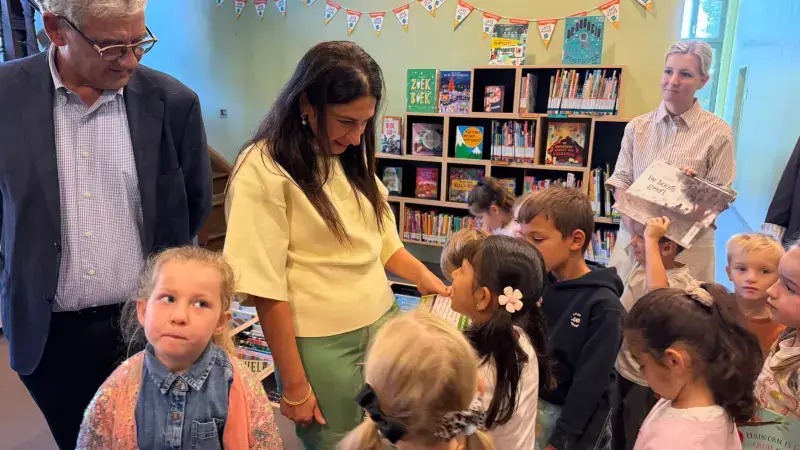 Hoofdafbeelding voor artikel Zuhal Demir wil meer bibliotheken…