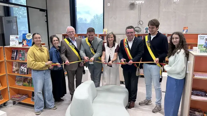Nieuw bibliotheekuitleenpunt in Don Boscocollege moet jongeren aan het lezen krijgen