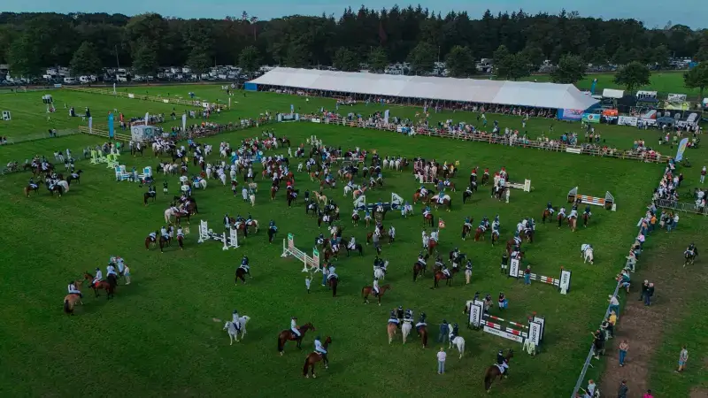 Hoofdafbeelding voor artikel Familie Philippaerts host…