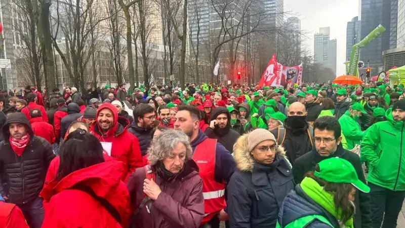 Hoofdafbeelding voor artikel Vakbonden ACV en ABVV organiseren…