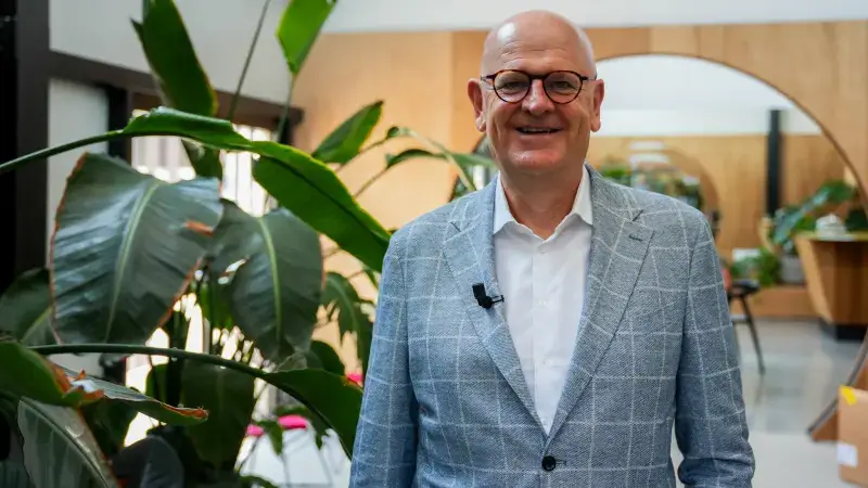 Hoofdafbeelding voor artikel Gouverneur Lantmeeters na…