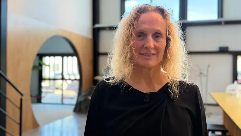 Hoofdafbeelding voor artikel Heidi Rakels: "Je neemt de…