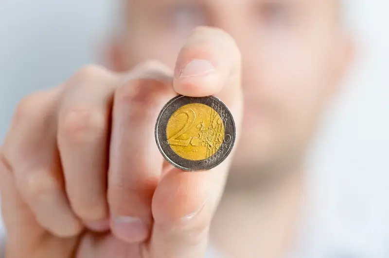 Diepenbeek betaalt identiteitskaart voor vreemdelingen jonger dan 12 jaar terug