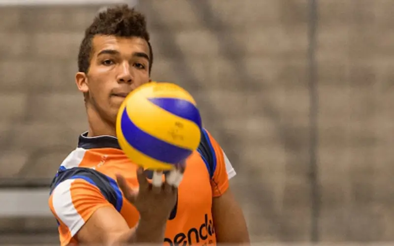 Nederlands toptalent Michiel Ahyi naar NOLIKO Maaseik