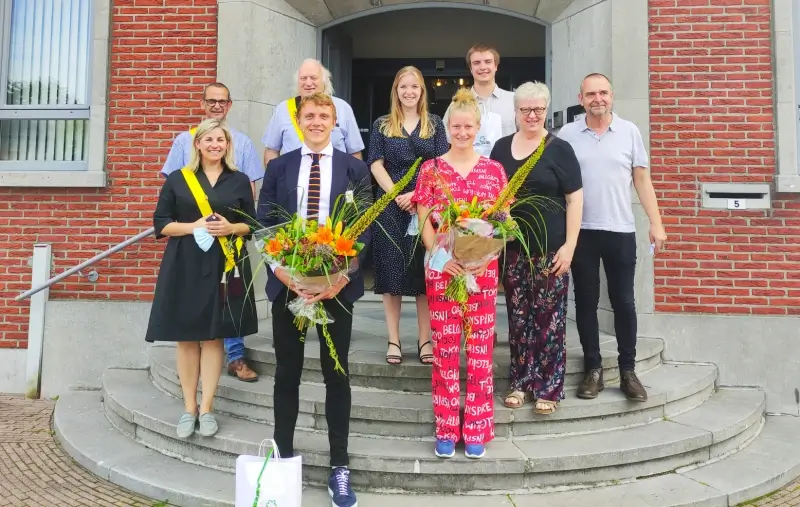Hechtel-Eksel huldigt Olympiërs Artuur en Hermien Peters