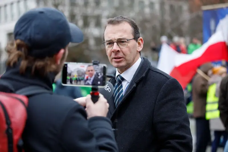 Acht maanden cel voor man die Wouter Beke bedreigde