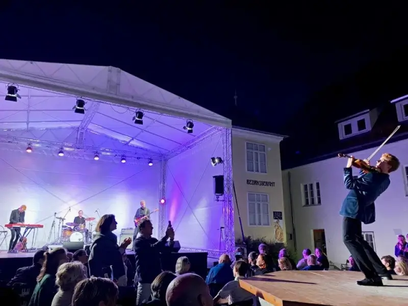 Floris and the Flames begeestert Oostenrijkse muziekfans