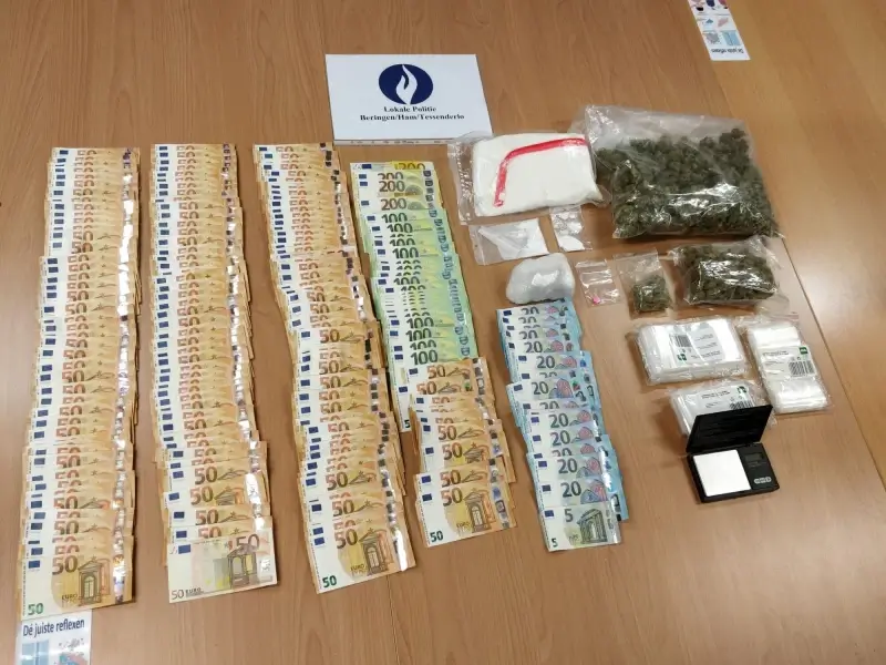 Grote hoeveelheden drugs aangetroffen bij huiszoeking in Koersel