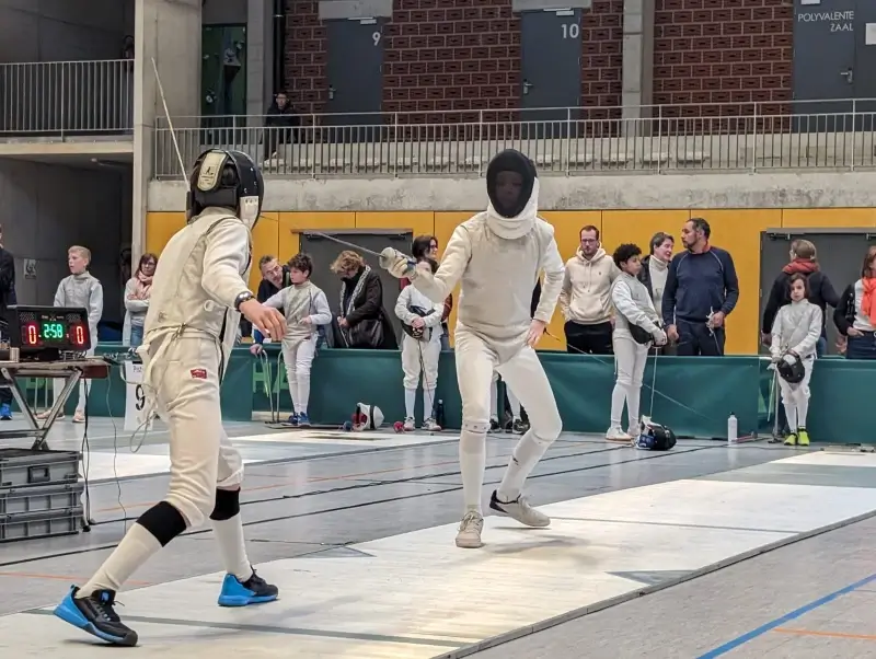 Limburgers behalen goud op het BK schermen