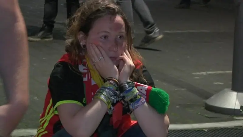 Ontgoochelde supporters in Lille na uitschakeling Rode Duivels