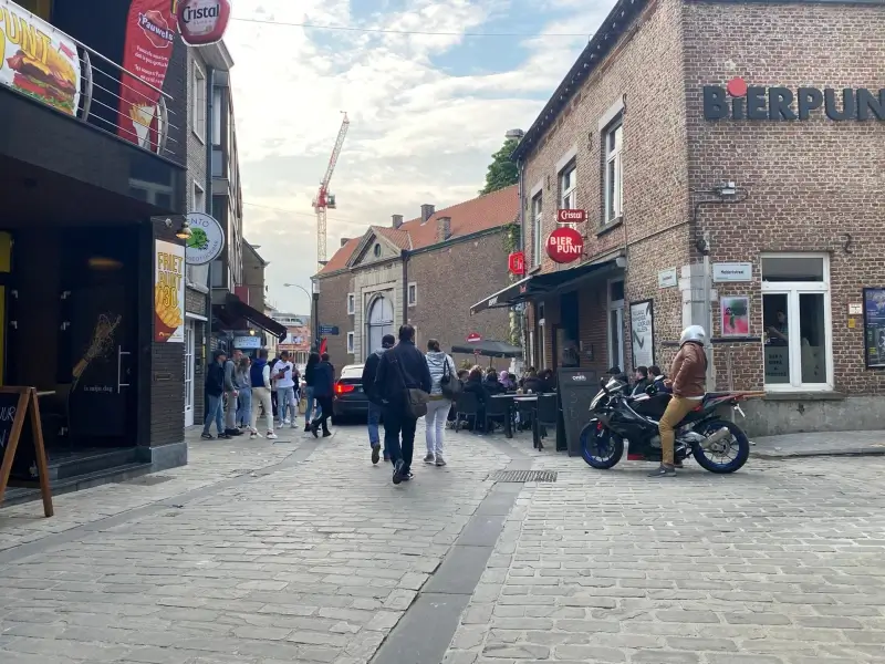 Politie sluit Hasselts café Bierpunt op heropeningsdag