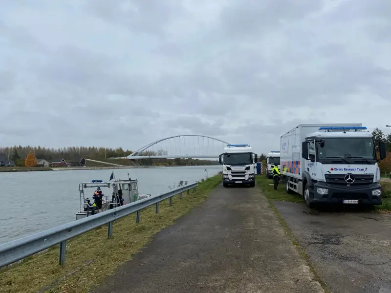 Grootscheepse zoekactie naar vermiste YouTuber Kastiop in kanaal Stokrooie