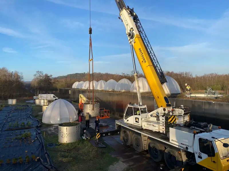 Perenbomen in klimaatkoepels UHasselt tonen toekomst van fruitteelt