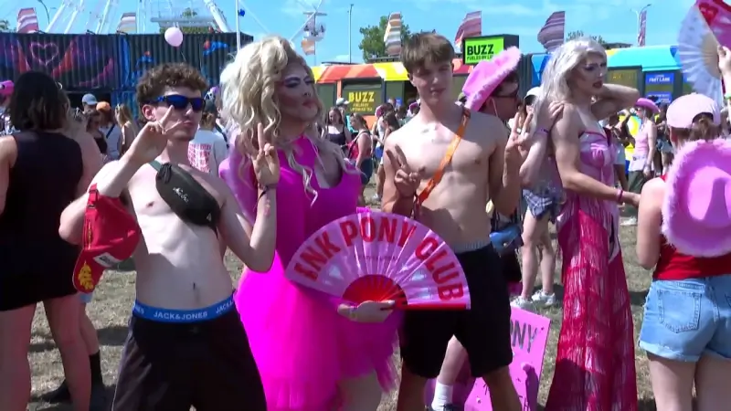 Glitter en glamour op Pink Pony Party op Pukkelpop