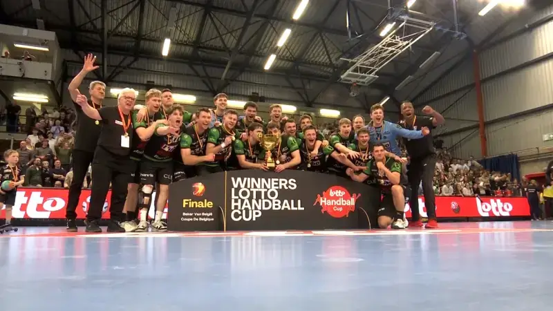 Hoofdafbeelding voor artikel Euforie na eerste prijs voor…