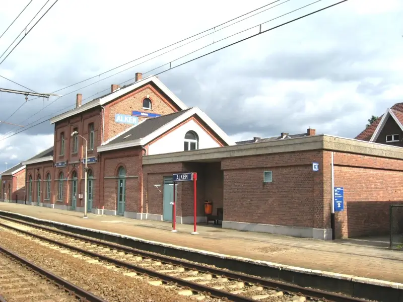 Stationsloketten blijven dicht