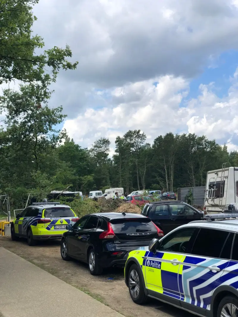 Politie Carma legt illegaal feestje met 250 bezoekers stil in As
