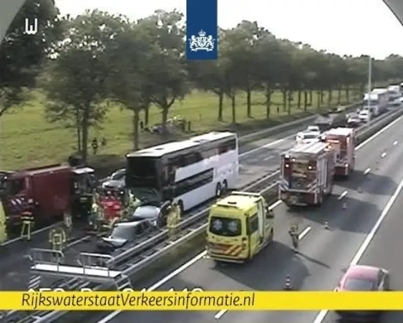 Bus met 70 kinderen uit Borgloon betrokken bij kettingbotsing
