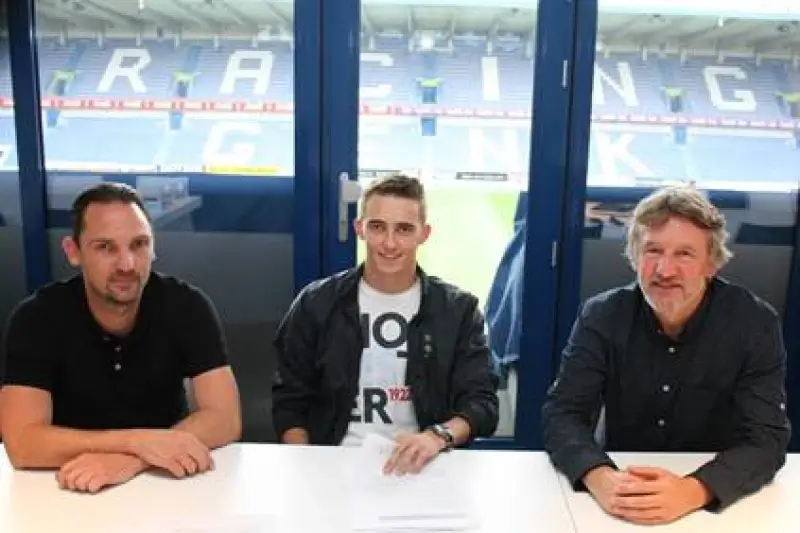 Timothy Castagne tekent verbeterd contract bij KRC
