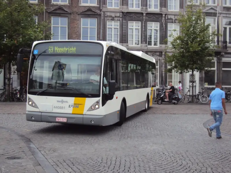 Abonnementen De Lijn niet meer gratis voor iedereen
