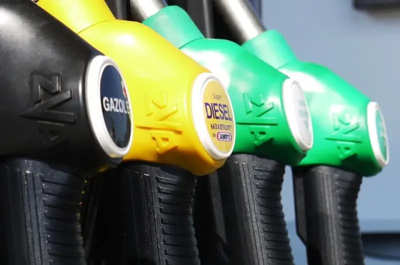 Benzine wordt weer duurder
