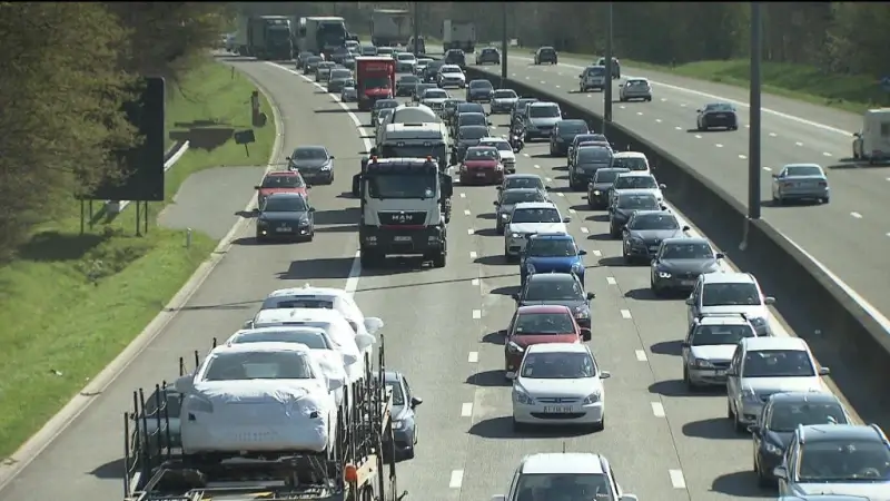 We gaan minder vaak met de auto naar het werk