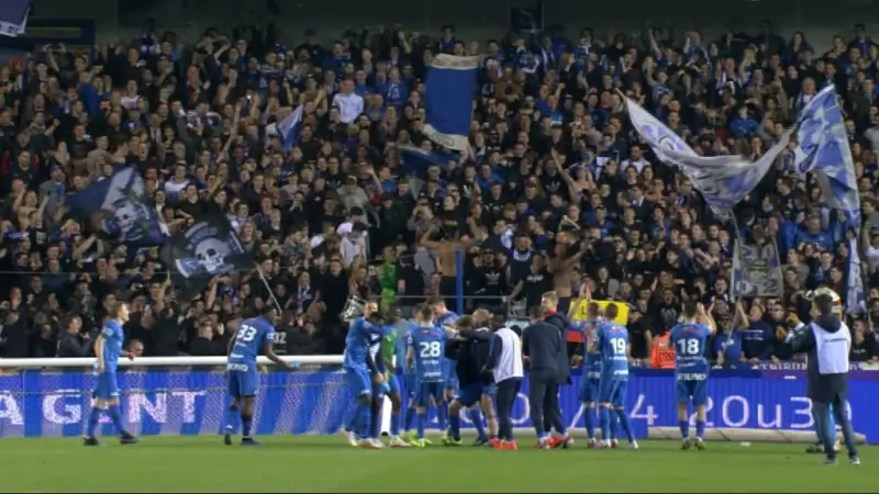 LIVEBLOG: Racing Genk is voor de vierde keer landskampioen. Volg het kampioenenfeest hier mee!
