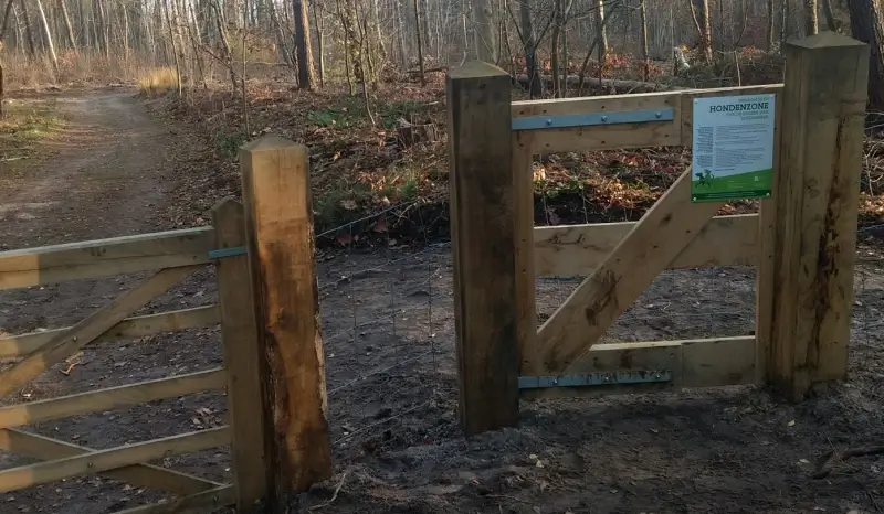 Natuur en Bos opent hondenlosloopzone aan Schoonbeek in Bilzen