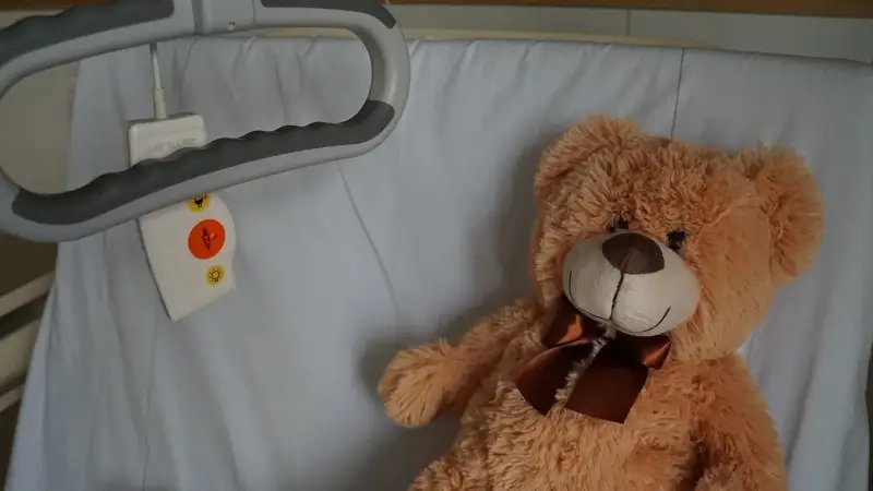 Pediaters roepen op om zieke kinderen niet weg te houden van spoed uit angst voor Corona
