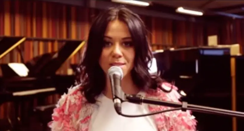 Singer-songwriter Laura Aussems lanceert 'I Will Never Lie'