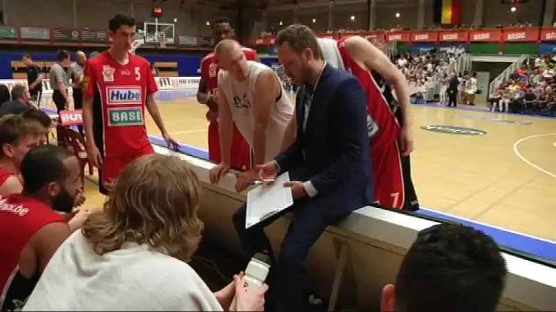 Hubo Limburg United ontslaat Gibson en Hodge