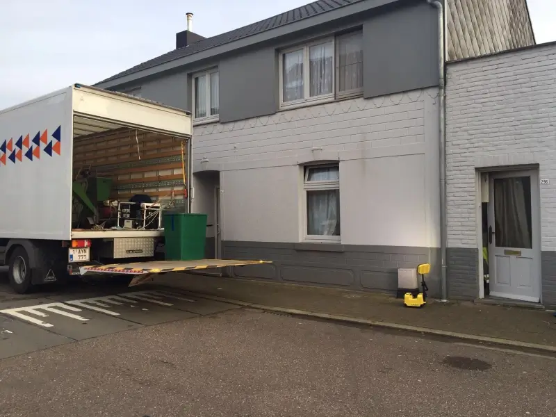 Wietplantage van 400 planten ontdekt in Maasmechelen