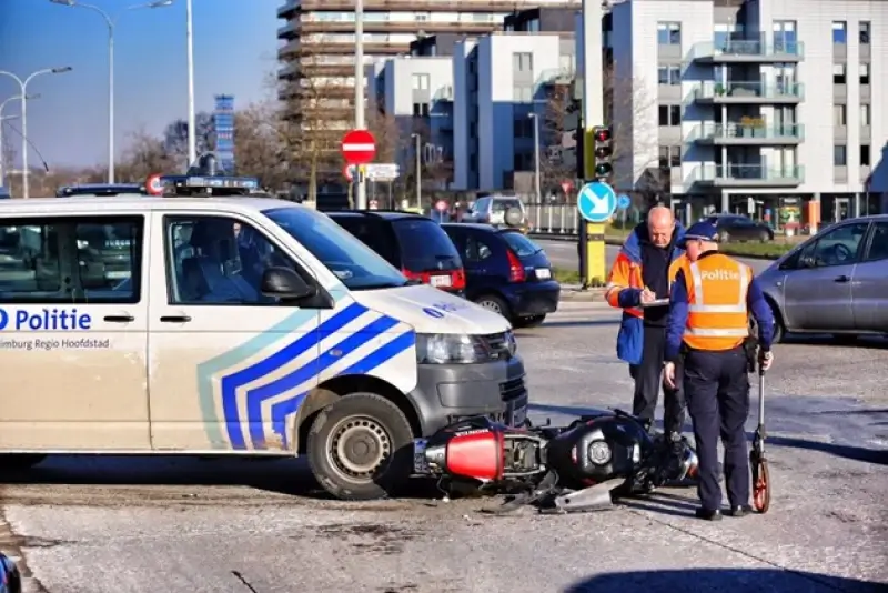 Motorrijder kan wegvluchten na  spectaculaire achtervolging in Hasselt
