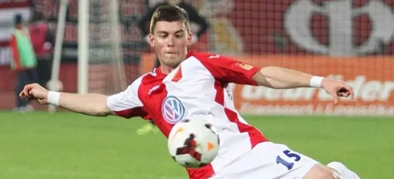 Bojan Nastic is nieuwe linksachter van Racing Genk