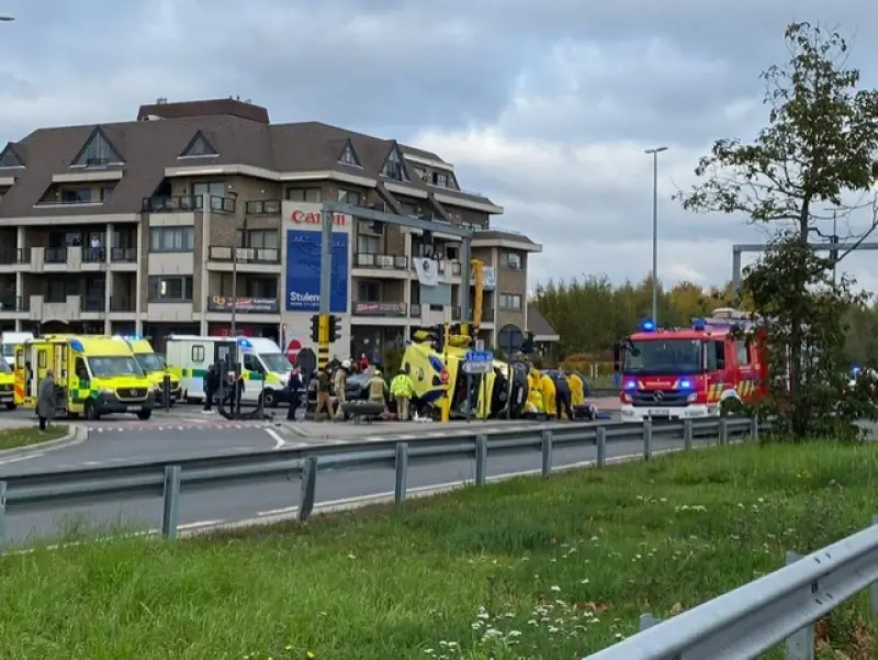 Ziekenwagen en auto betrokken bij zwaar ongeval in Hasselt