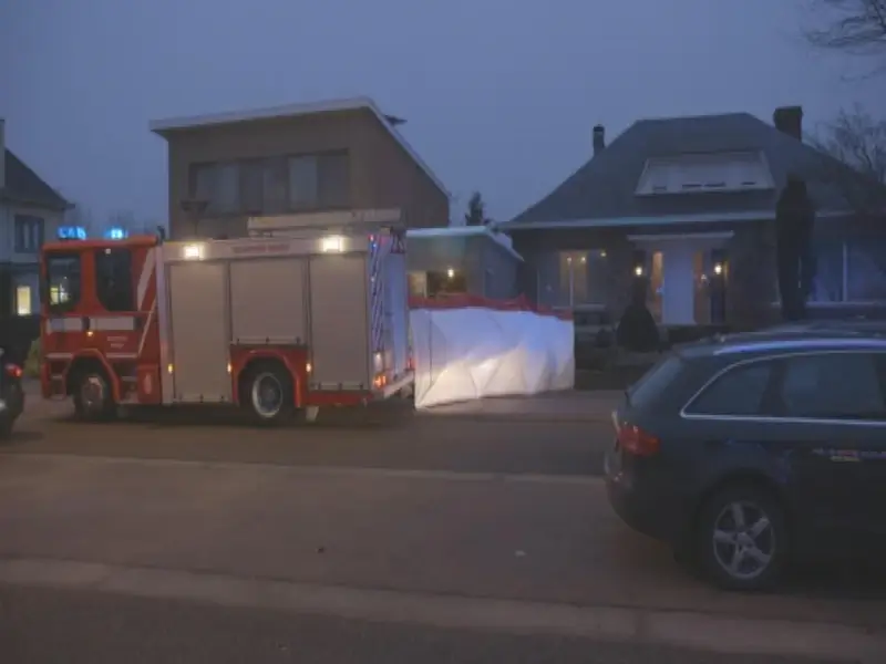 Man rijdt eigen vrouw dood in Hasselt