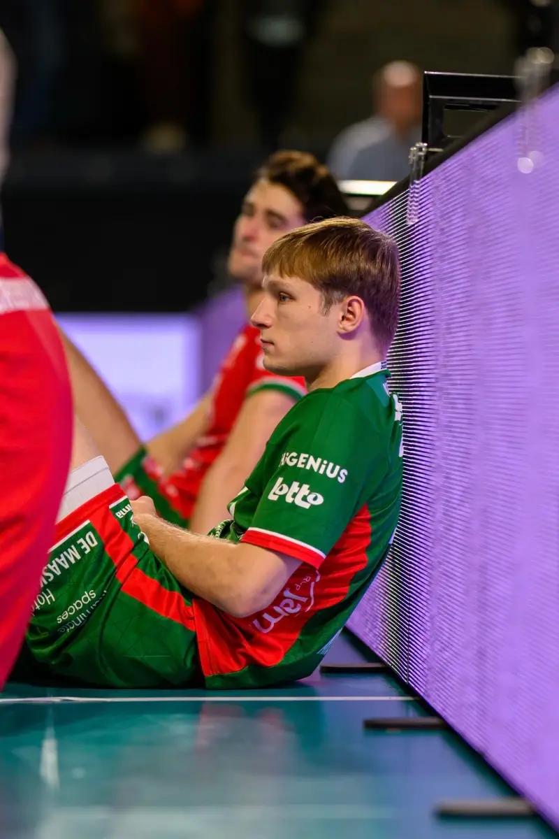 21-jarige libero Martin Perin stopt met volleyballen na tweede hartstilstand