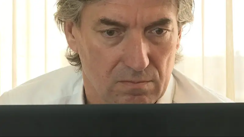 Peter Vanvelthoven (sp.a) stopt met de politiek