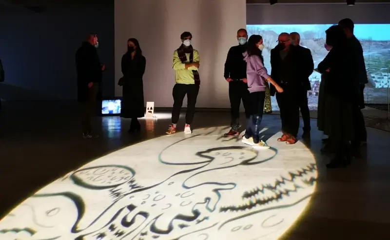 Cultuurcentrum Lommel stelt abstracte sculpturen van Elise Eeraerts tentoon