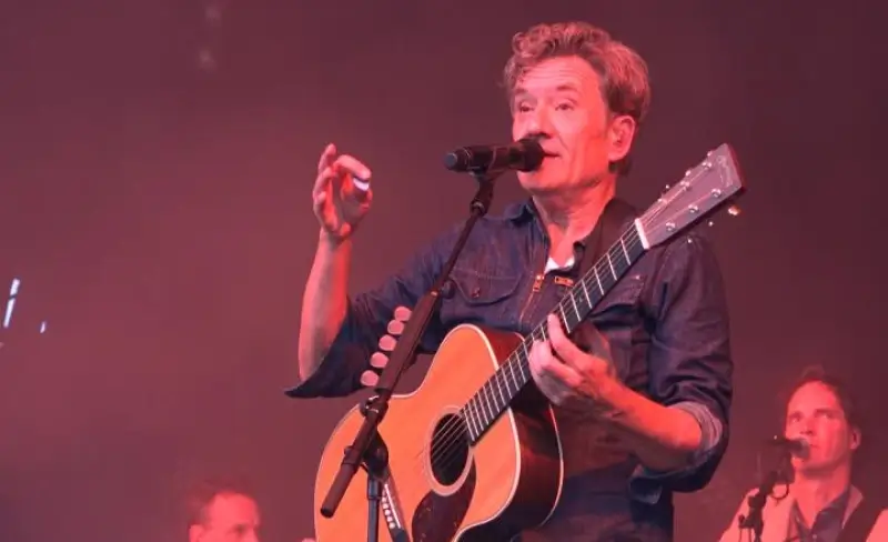 Bart Peeters headliner op Peerse Feesten