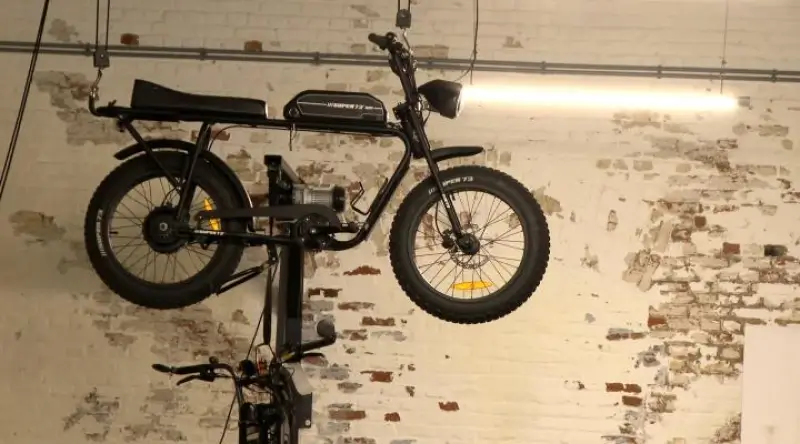 Politie LaMA waarschuwt voor illegale fatbikes na ongeval