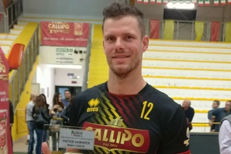 Red Dragon Pieter Verhees wint trofee in Italië