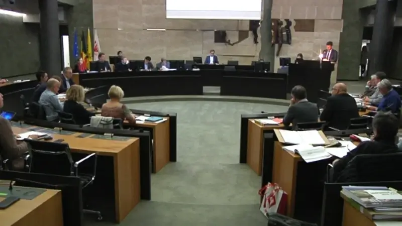 Is uw burgemeester voor het voortbestaan van de provincie Limburg? Check het hier: