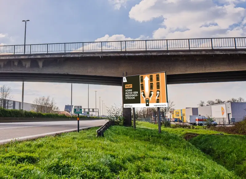 Eén op de vijf Vlamingen weet niet wat een reddingstrook is of hoe het werkt