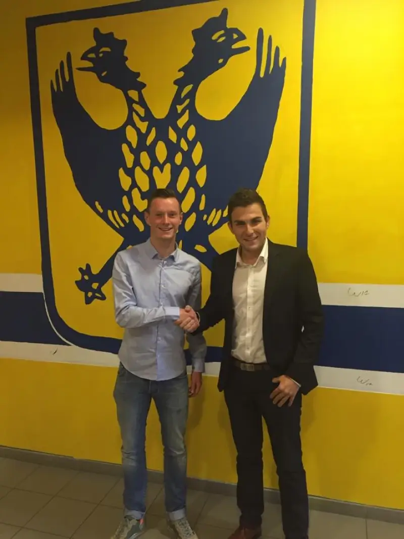 Rob Schoofs verlengt contract bij de Kanaries