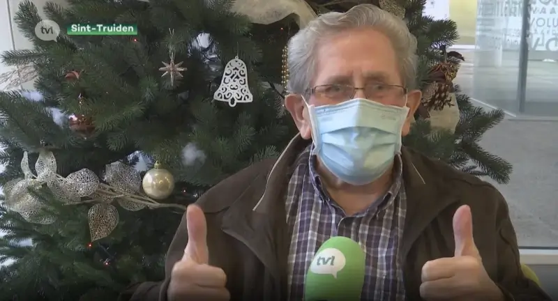 LIVE: De 83-jarige Roger Sterckendries krijgt het eerste coronavaccin in Limburg