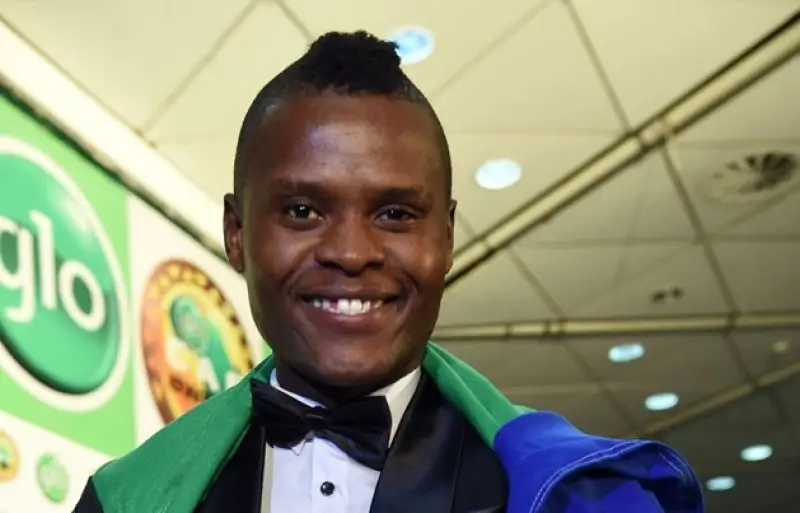 Samatta voorgesteld bij Racing Genk, Tshimanga op weg naar Sampdoria?